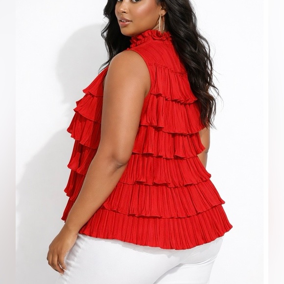 ✅🌹Red Ruffled Sleeveless Top - Picture 2 of 6